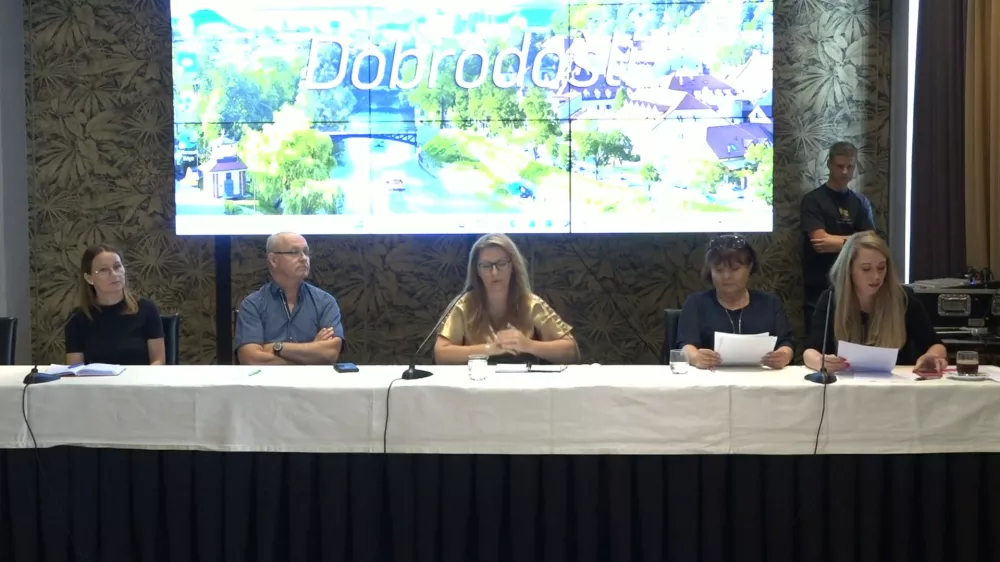 Ljubljana, Hotel Slon.Okrogla miza z naslovom Ko dusevne stiske vstopijo v domove in razrede: izzivi in resitve.Foto: STA