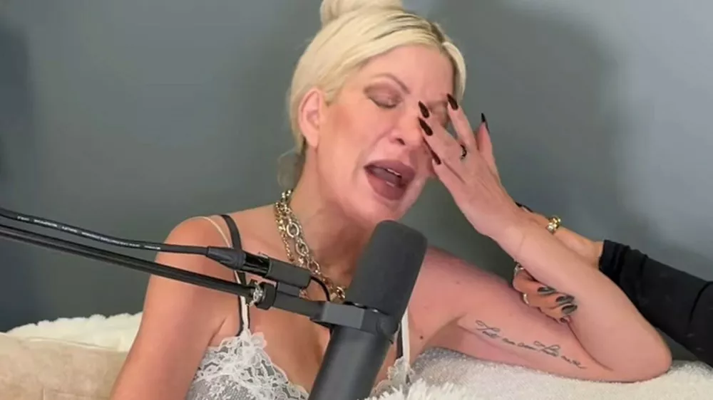 7-4-2025Tori Spelling Sobs Over Thought of Dying Alone: 'I Don't Know What I'm Doing Right Now',Image: 984610806, License: Rights-managed, Restrictions:, Model Release: noFoto: Profimedia