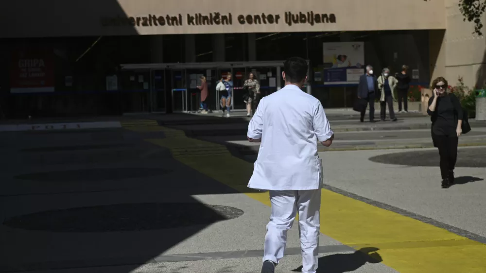 zdravstveni delavci - Univerzitetni klinični center - UKC Ljubljana- 22.09.2022 &ndash; simbolična fotografija &ndash; javno zdravstvo - zdravstveni sistem &ndash; zdravje &ndash; //FOTO: Nik Erik Neubauer