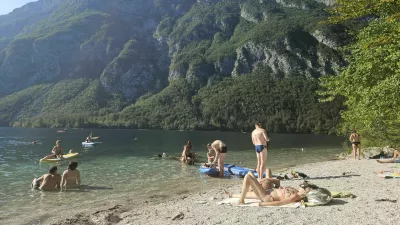 Bohinj, Bohinjsko jezero.Poletni utrip ob Bohinjskem jezeru.