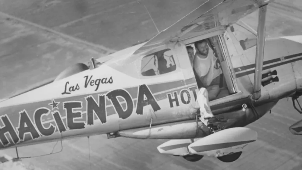 Najdalj&scaron;i polet na svetu, Las Vegas 1959.Polet je trajal 64 dni.Cessna 172