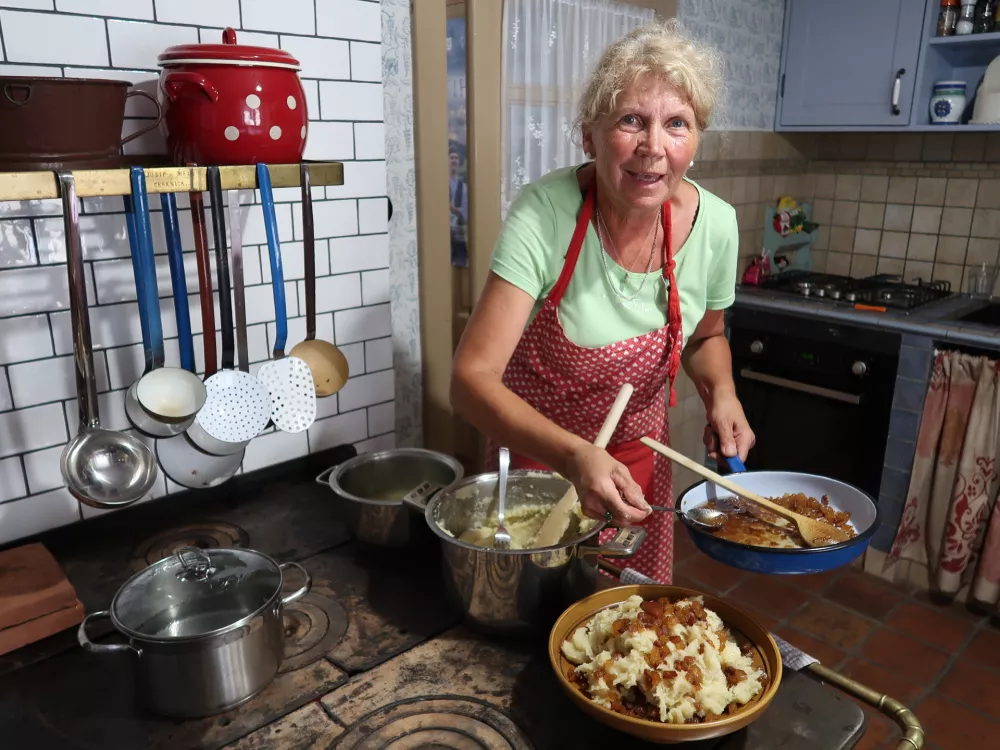Domačija Pr Markotovih v Sel&scaron;čku (Nad Cerknico), Notranjska hi&scaron;a, Nata&scaron;a Mele, obnovljena domačija, priznanje &Scaron;ole prenove / Foto: Nata&scaron;a Bucik Ozebek