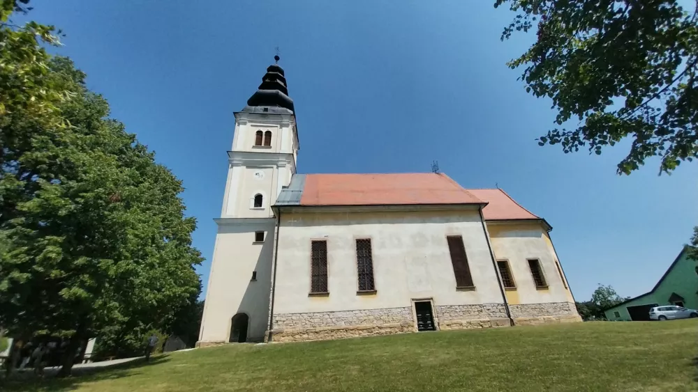 Cerkev sv. Duh na Stari Gori / Foto: Vesna Levičnik