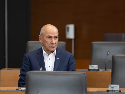 Janez Jan&scaron;a bi rad postal &hellip;&nbsp; / Foto: STA