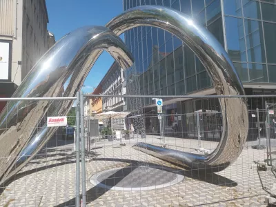 vodna fontana - Slovenska Tom&scaron;ičeva