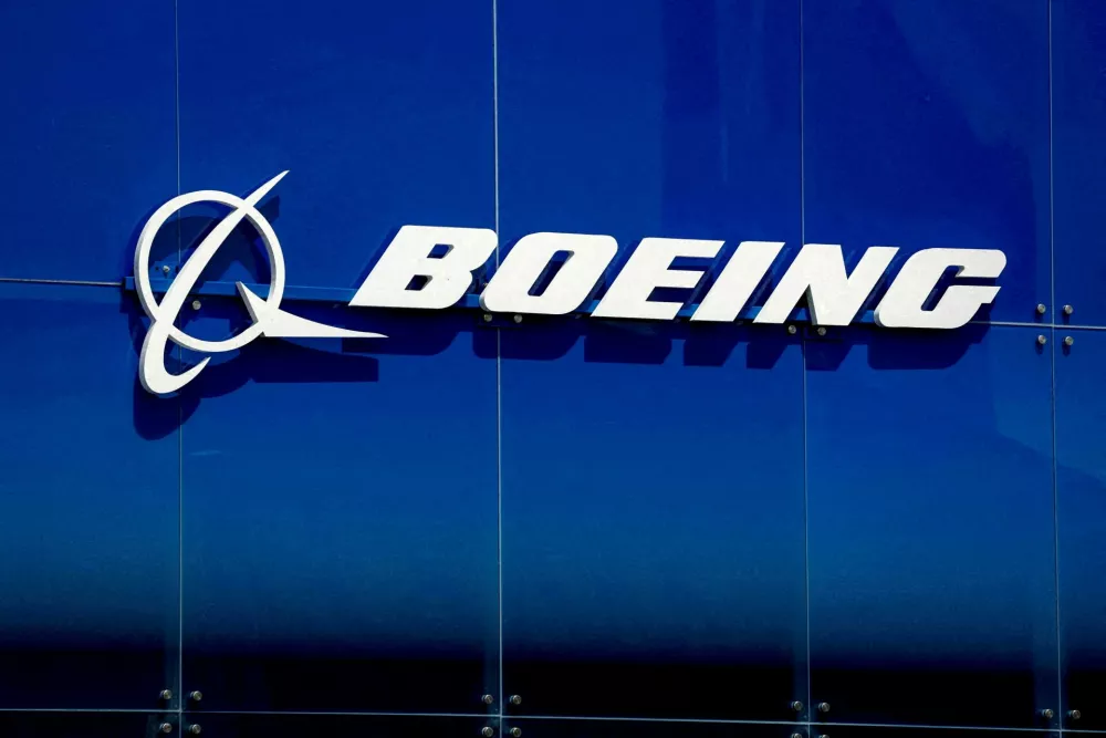FILE PHOTO: A Boeing logo is seen at the 54th International Paris Airshow at Le Bourget Airport near Paris, France, June 18, 2023. REUTERS/Benoit Tessier/File Photo