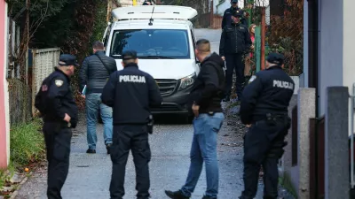 Umor - v Zagrebu so na&scaron;li truplo ženske, ubil naj bi jo upokojeni sostanovalec. 