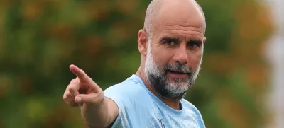 Soccer Football - FIFA Club World Cup - Manchester City Training - Lynn University, Boca Raton, Florida, U.S. - June 29, 2025 Manchester City manager Pep Guardiola during training REUTERS/Hannah Mckay