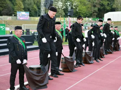 Skok &scaron;e ne naredi rudarja, je pa korak več do znanja