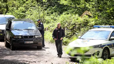 21.05.2023., Modrus - Glavni zrakoplovni inspektor Danko Petrin odlazi nakon zavrsenog ocevida na mjestu pada aviona na Maloj Kapeli. Photo: Boris Scitar/PIXSELL