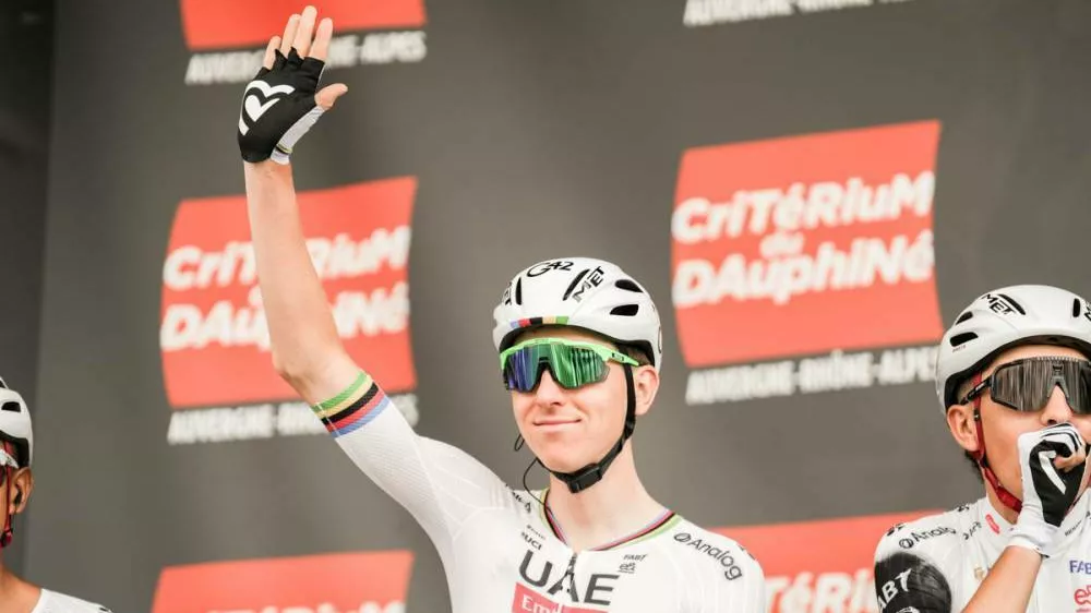 Tadej Pogačar uživa na dirki po Dofineji, čeprav je za njim slab&scaron;i kronometer. F A.S.O.