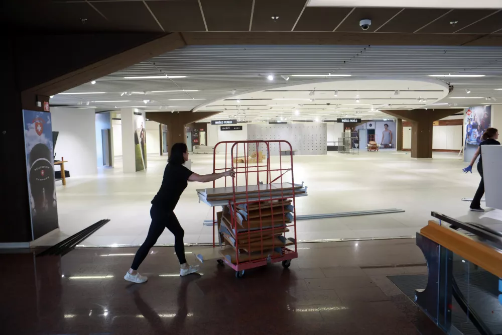 01. 07. 2025 - Maximarket, praznenje, zapiranjeFoto: Tomaž Skale