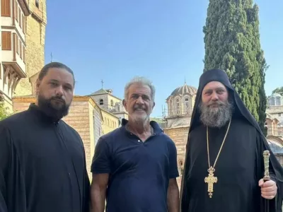 Mel Gibson pravi, da nikjer drugje ni občutil tako močne povezanosti z bogom, kot v okolici samostana Hilandar. F instagram