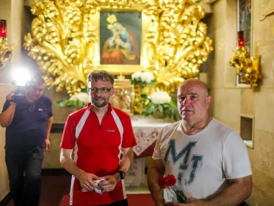 Spregovorila že tretja varovanka: &ldquo;Slekel si je spodnjice in mi kazal penis&rdquo;