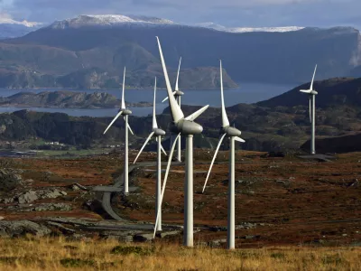 - ilustrativna fotografija - veterna elektrarna - NORVE&Scaron;KA 2011 - /FOTO: Bojan Velikonja