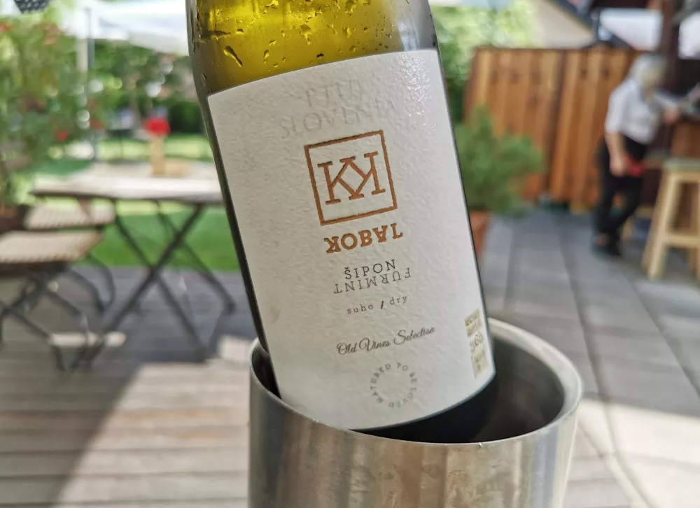 Polsuho &Scaron;tajersko vino / Foto: Miha First