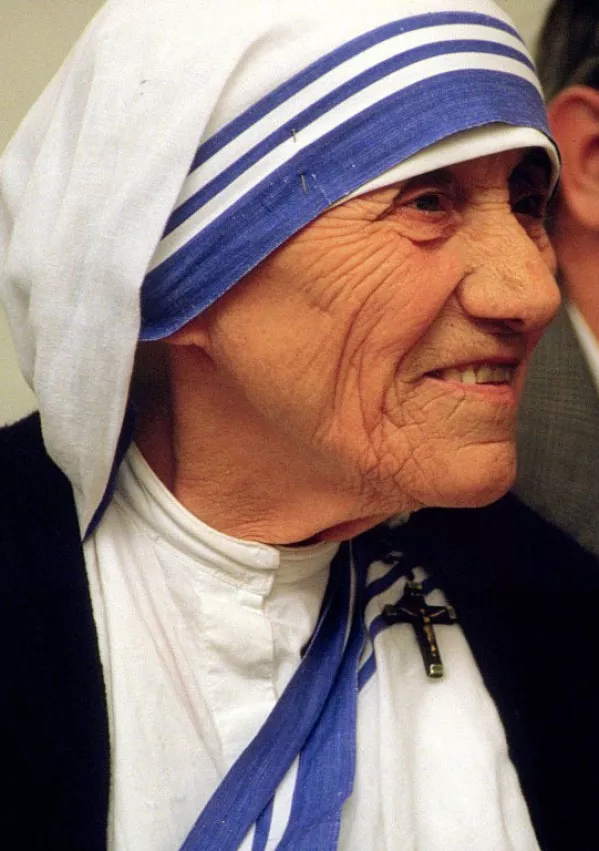 Mati Terezija iz Kalkute na srečanju za življenje leta 1986 v Bonnu / Foto: Commons-user T&uacute;relio / Wikipedija