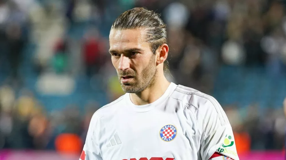 Kroatien: Fussball SuperSport 1. HNL - 18.04.2025, 30. Spieltag - NK Varazdin vs. HNK Hajduk Split - Stadion Varteks Varazdin, Kroatien Marko Livaja Hajduk Split *** Croatia Football SuperSport 1 HNL 18 04 2025, Matchday 30 NK Varazdin vs HNK Hajduk Split Stadion Varteks Varazdin, Croatia Marko Livaja Hajduk Split Copyright: xLukaxKolanovicx,Image: 989692151, License: Rights-managed, Restrictions:, Model Release: no