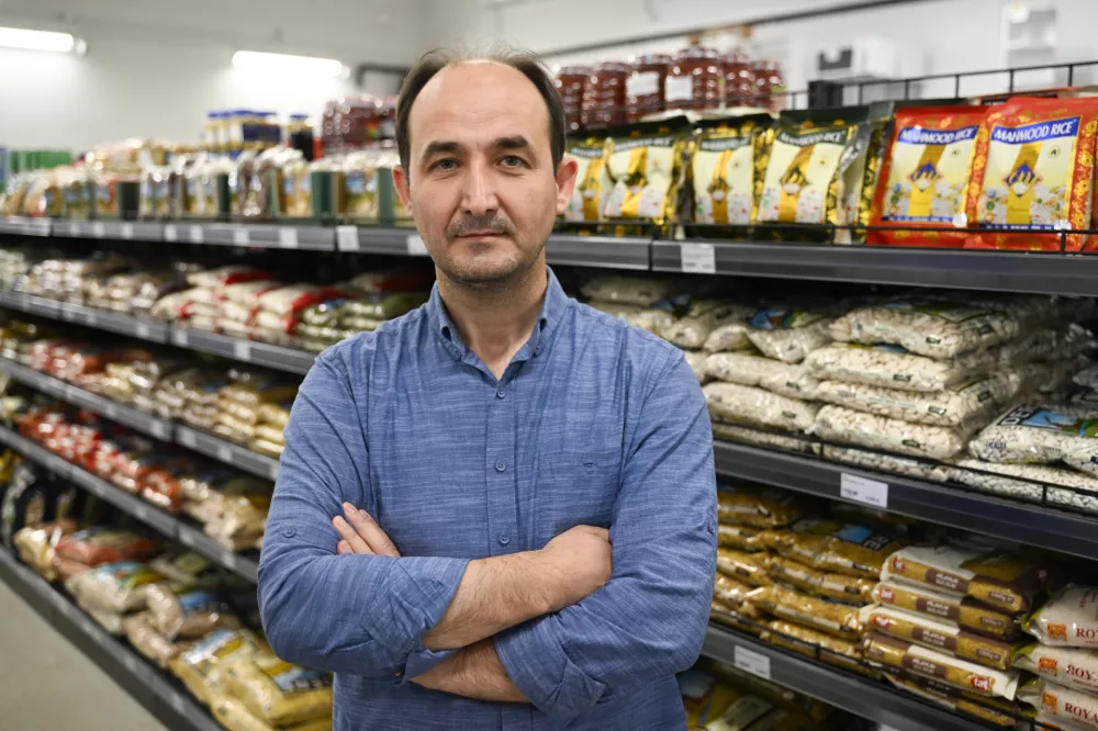 ATLAS Balkan Grill & Shop trgovina29.06.2025 - Nakupovanje ob nedeljah in praznikih, odprte trgovine. FOTO: Nik Erik Neubauer