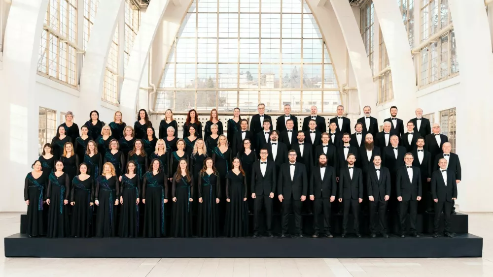 Vrhunski interpreti z razgibanim programom