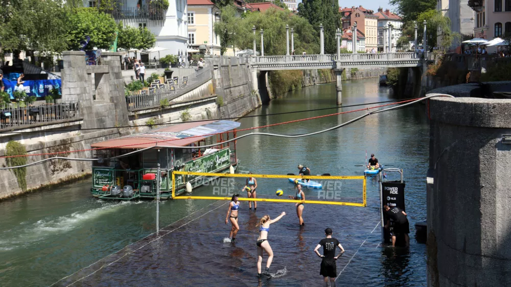 04.07.2025 odbojka na vodi, LjubljanicaFoto: Tomaž Skale