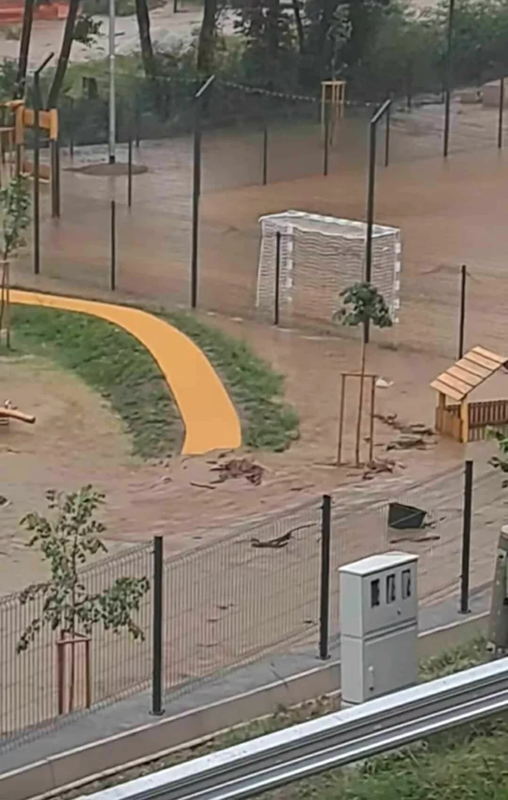 Vitanje neurje 4. julij 2025 Foto: Tone Sltinek/Meteoinfo Slovenija/Facebook