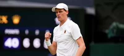 05 July 2025, United Kingdom, London: Italian tennis player Jannik Sinner celebrates his victory over Spain's Pedro Martinez during their men's singles third round tennis match on day six of the 2025 Wimbledon Championships. Photo: Mike Egerton/PA Wire/dpa
