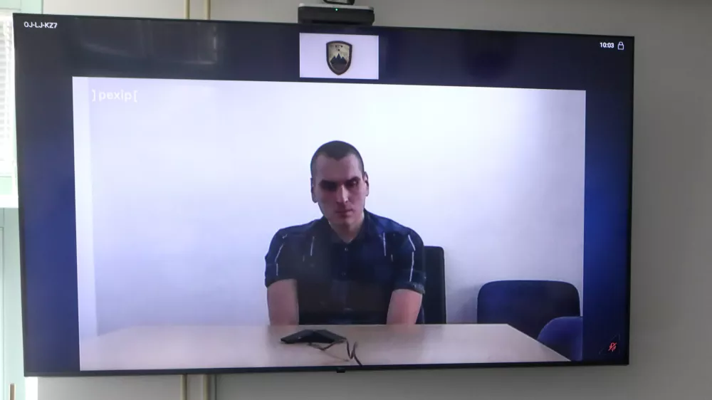 Tiktoker spet obtožen spolnega nadlegovanja mladoletnice