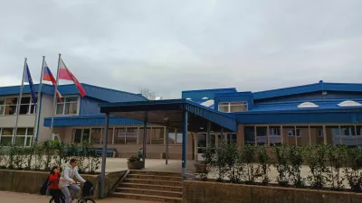 Brez varnostnikov so bili tudi na O&Scaron; Jakoba Aljaža v Kranju.