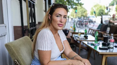 Senidah se ne počuti doma v nobeni jugoslovanski republiki. / Foto: Jaka Gasar