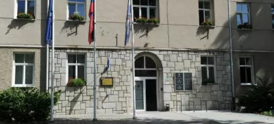 Zavod Jutro bo še izvajal oskrbo