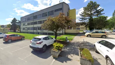 Zdravstveni dom Ptuj. Vir: Google Maps