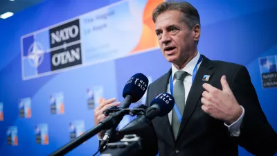 Nizozemska, Haag.Izjava za medije predsednika vlade Roberta Goloba ob prihodu na Vrh zveze Nato.