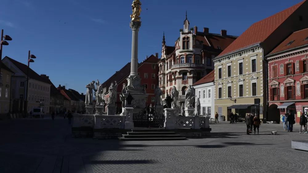- Maribor, Mestni trg.- 14.02.2024. Reportaža o vplivu Evropske prestolnice kulture v Mariboru leta 2012 na dana&scaron;nje življenje v mestu.//FOTO: Bojan Velikonja