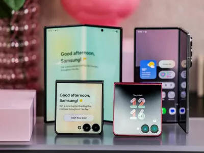 A Samsung Galaxy Z Flip 7 phone are displayed during an event in New York, U.S., July 8, 2025. REUTERS/Jeenah Moon