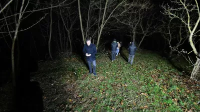 Na dvori&scaron;ču družinske hi&scaron;e v vasi blizu Varaždina so v začetku decembra na&scaron;li zakopani trupli dojenčkov. Star&scaron;a sta v priporu. 