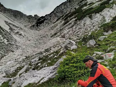 re&scaron;evalna akcija ponesrečena alpinista
