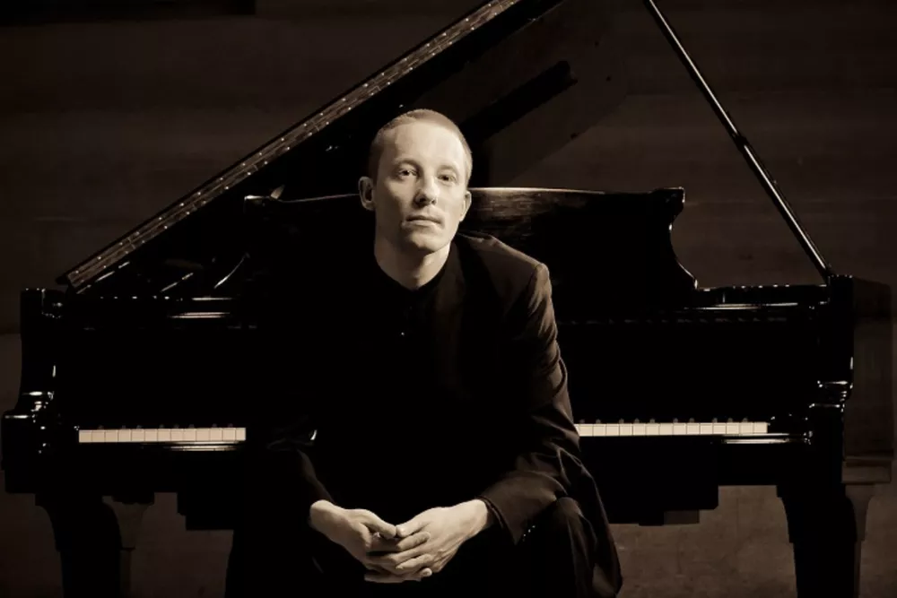 Glasbeni inkubator za gojenje samospeva