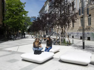 26.05.2025 - Čufarjeva ulica - skulptureFoto: Luka Cjuha