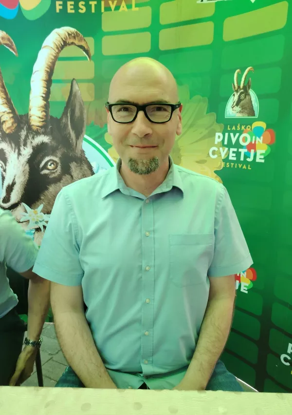 Miha Mirt, Piuo in cvetje / Foto: Mojca Marot