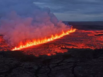 Lava emerges through a fissure following a volcano eruption near Grindavik, Reykjanes, Iceland July 16, 2025. Hordur Kristleifsson via Civil Protection Of Iceland/Handout via REUTERS  THIS IMAGE HAS BEEN SUPPLIED BY A THIRD PARTY. NO RESALES. NO ARCHIVES. MANDATORY CREDIT   TPX IMAGES OF THE DAY