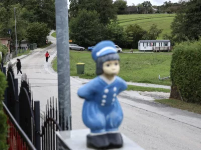 - 13.09.2024 - O&Scaron; &Scaron;entjernej - občina &Scaron;entjernej - Romi - romsko naselje - nasilje, incident //FOTO: Jaka Gasar