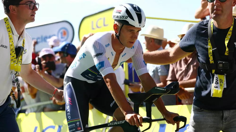 Cycling - Tour de France - Stage 13 - Loudenvielle to Peyragudes - Loudenvielle, France - July 18, 2025 Soudal Quick-Step's Remco Evenepoel reacts after stage 13 REUTERS/Sarah Meyssonnier