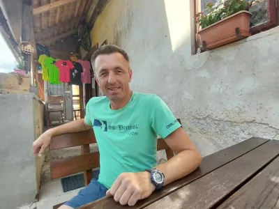 Oskrbnik, pripovedovalec in prijatelj pohodnikov