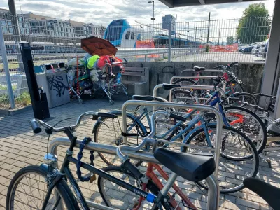 Kraja kolesnih delov in koles ter nevarni dostopi