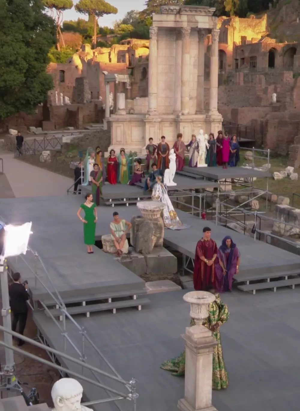 Dolce in Gabbana sta svojo najnovej&scaron;o predstavitev linije Alta Moda uprizorila v Forum Romanumu