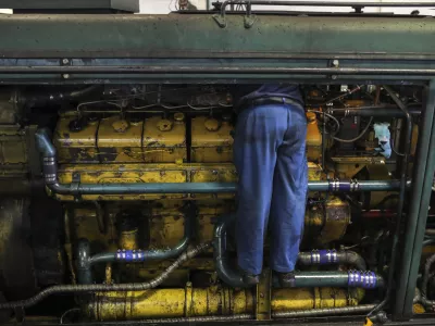 - simbolična fotografija - - 03.07.2019 &ndash; Slovenske železnice (SŽ) &ndash; Vleka in tehnika d.o.o. - Center za servis vlakov v Ljubljani &ndash; podjetje za vzdrževanje železni&scaron;kih vozil, vleko in tehničnovagonsko dejavnost &ndash; Zalo&scaron;ka cesta 217 - vlak, vagon, lokomotiva //FOTO: Jaka GasarOPOMBA: REPORTAŽA O VZDRŽEVANJU LOKOMOTIV / Foto: Jaka Gasar