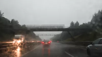 - Nevihta, nevihtni oblak. &Scaron;tajerska avtocesta Maribor - Ljubljana- 19.07.2023 &ndash; vreme - oranžno opozorilo za celotno Slovenijo &ndash; nevihtni pas - nevihte //FOTO: Bojan Velikonja