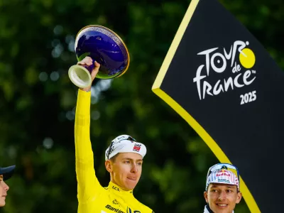 Francija, Pariz.Kolesarska dirka po Franciji, 21. etapa: Mantes-la-Ville - Pariz (132,3 km).Zmagovalec dirke po Franciji Tadej Pogacar.