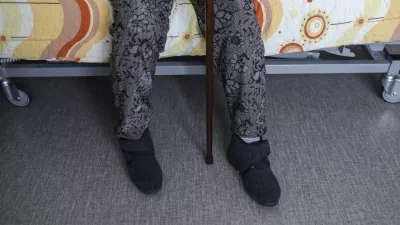 Goljufi bi na domu urejali dolgotrajno oskrbo